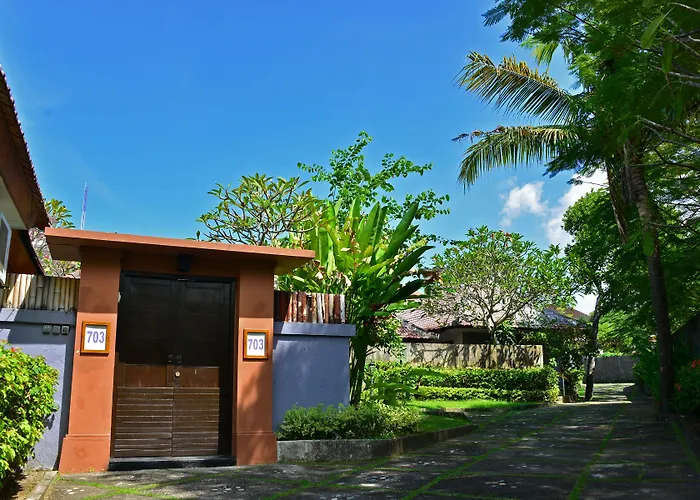 Villa Lavender & *