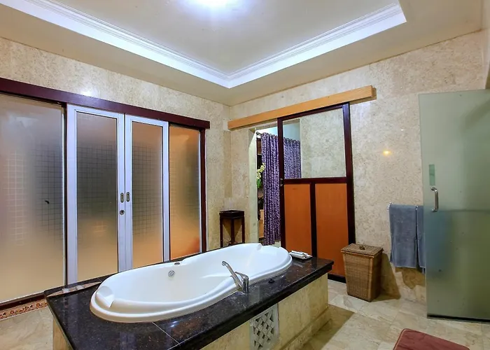 Lavender & Kuta (Bali)